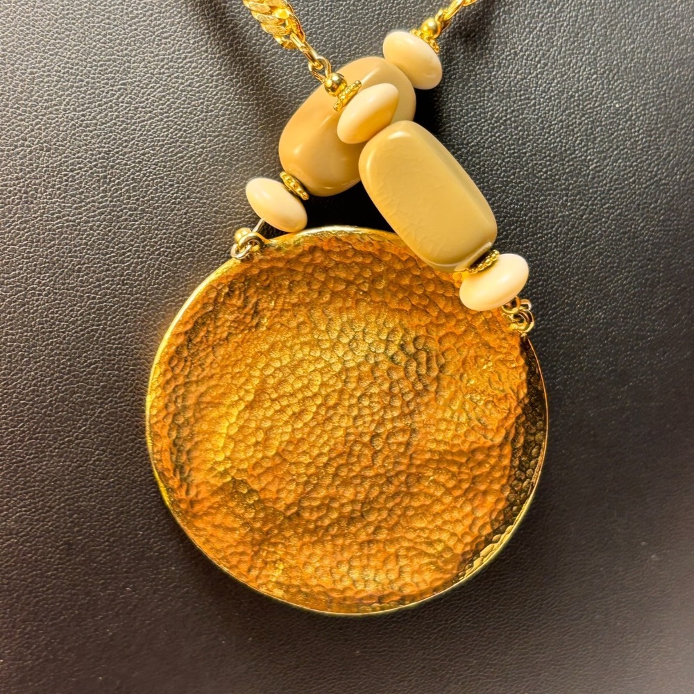 Vintage Brutalist Necklace Gold Tone 1970s Alexander the Great - Picture 6 of 8